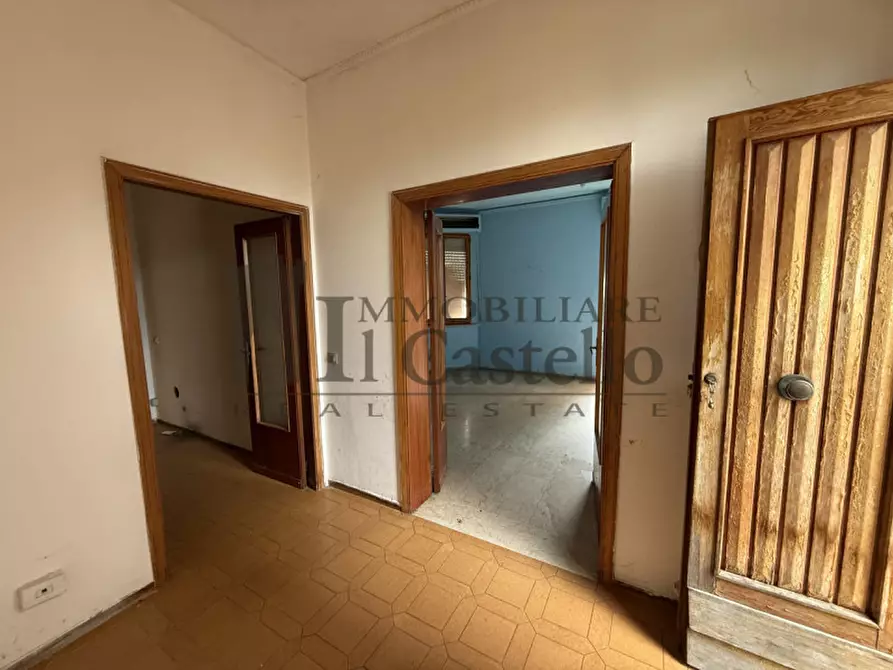 Immagine 19 di Casa indipendente in vendita  in Via Como a Montepulciano