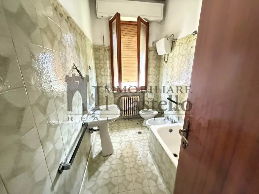 Immagine 24 di Casa indipendente in vendita  in Via Como a Montepulciano