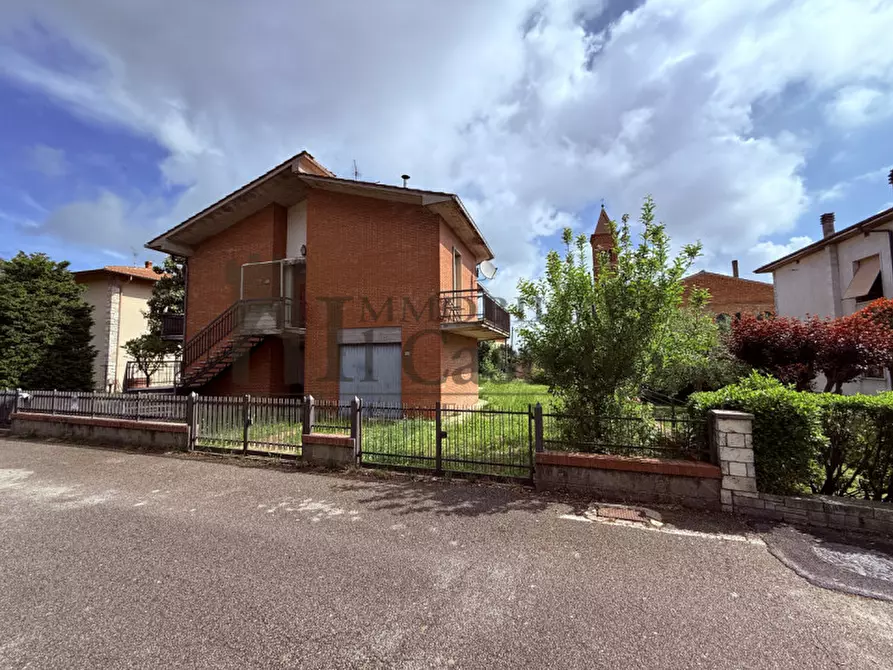 Immagine 32 di Casa indipendente in vendita  in Via Como a Montepulciano