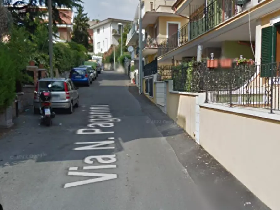 Immagine 4 di Appartamento in vendita  in Via N. Paganini a Guidonia Montecelio