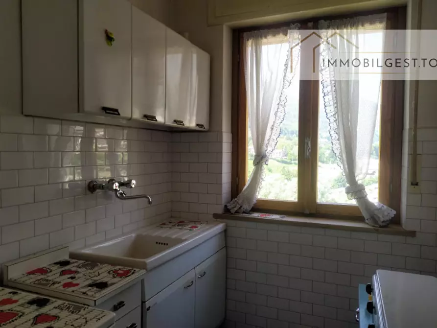 Immagine 7 di Appartamento in vendita  in Via Cavour 22 a Sampeyre