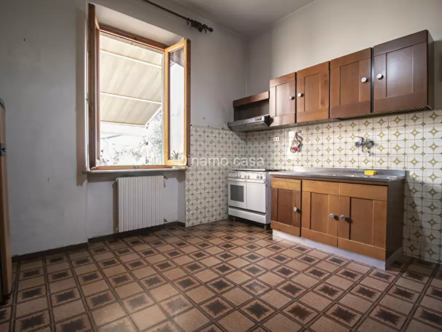 Immagine 10 di Villetta a schiera in vendita  a Prato