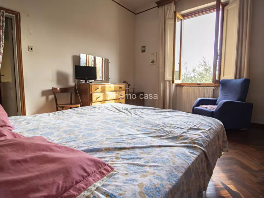 Immagine 13 di Villetta a schiera in vendita  a Prato