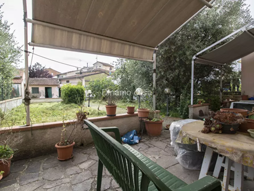 Immagine 21 di Villetta a schiera in vendita  a Prato