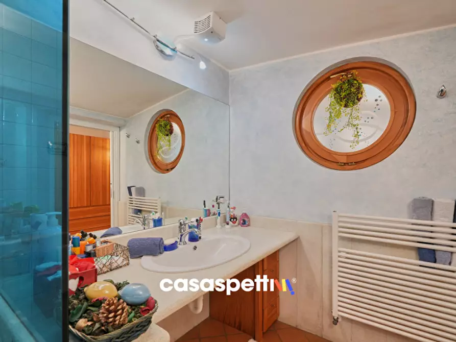 Immagine 10 di Villa in vendita  in Via per Galbiate, 21 a Oggiono