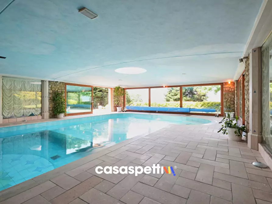 Immagine 18 di Villa in vendita  in Via per Galbiate, 21 a Oggiono