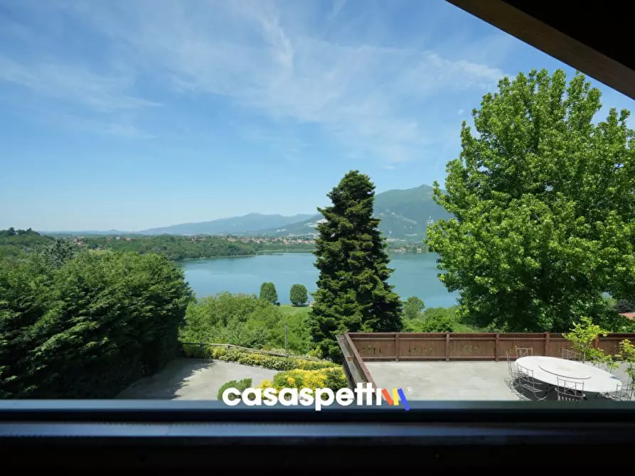 Immagine 24 di Villa in vendita  in Via per Galbiate, 21 a Oggiono