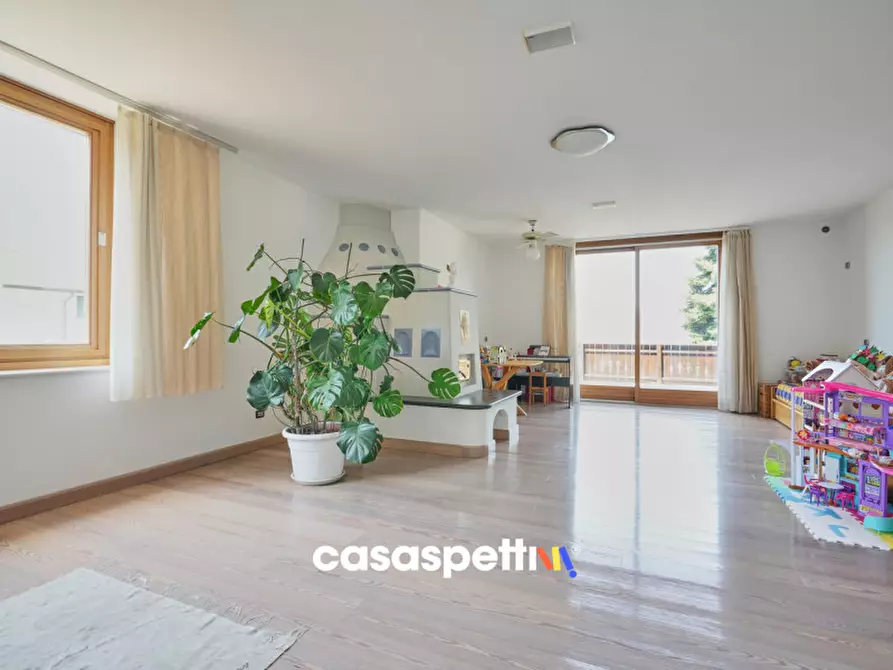 Immagine 25 di Villa in vendita  in Via per Galbiate, 21 a Oggiono