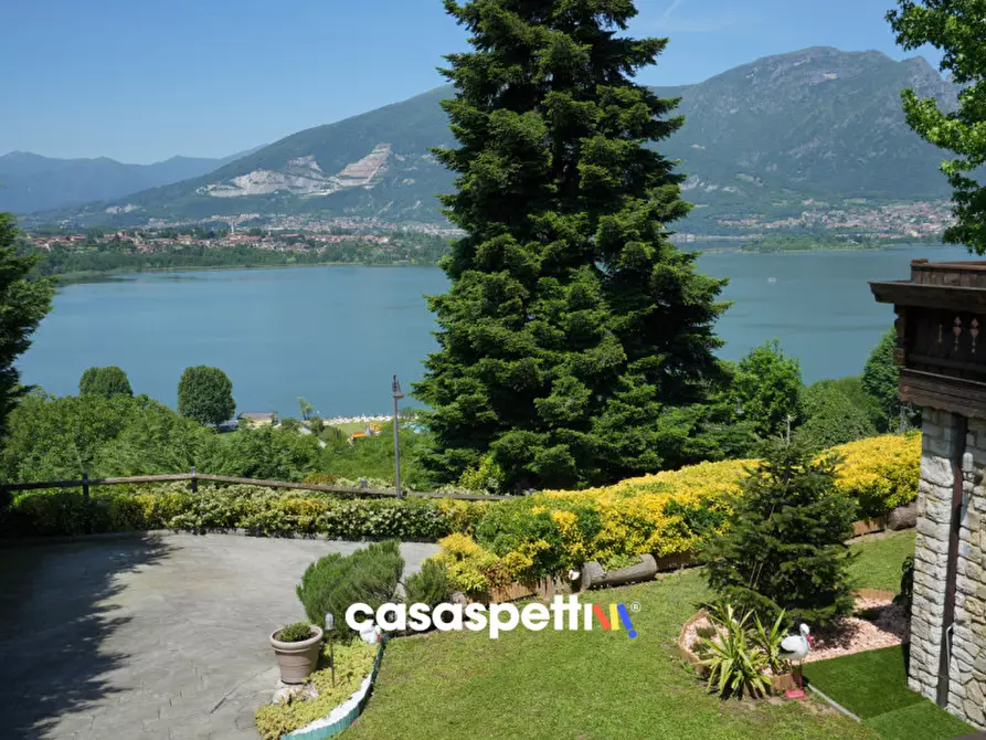 Immagine 32 di Villa in vendita  in Via per Galbiate, 21 a Oggiono