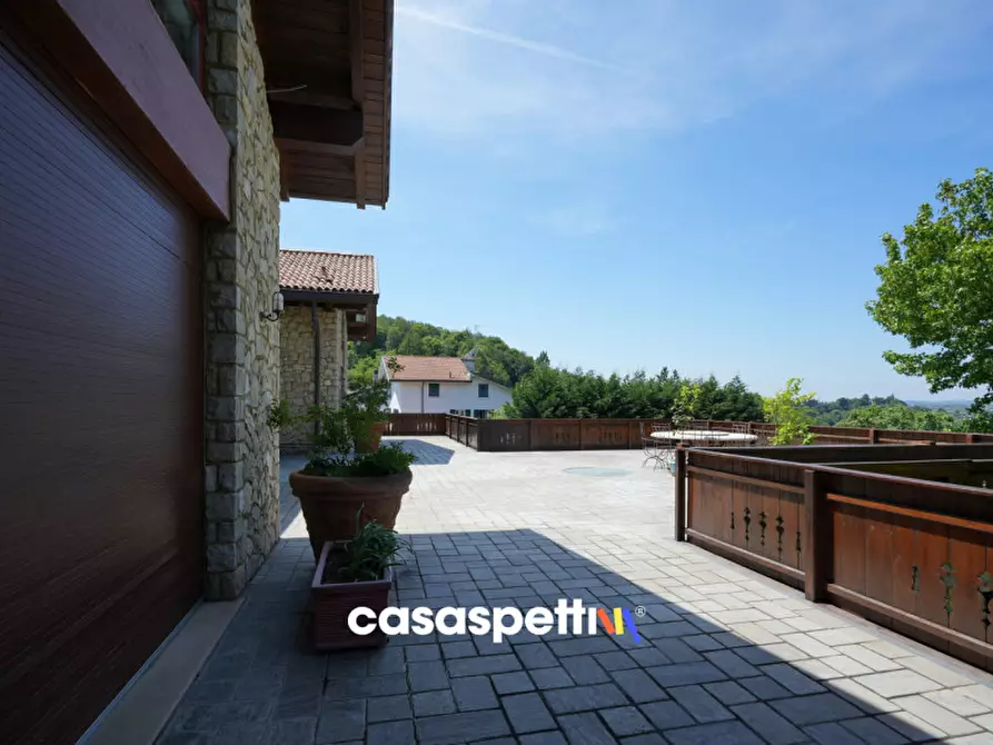 Immagine 36 di Villa in vendita  in Via per Galbiate, 21 a Oggiono