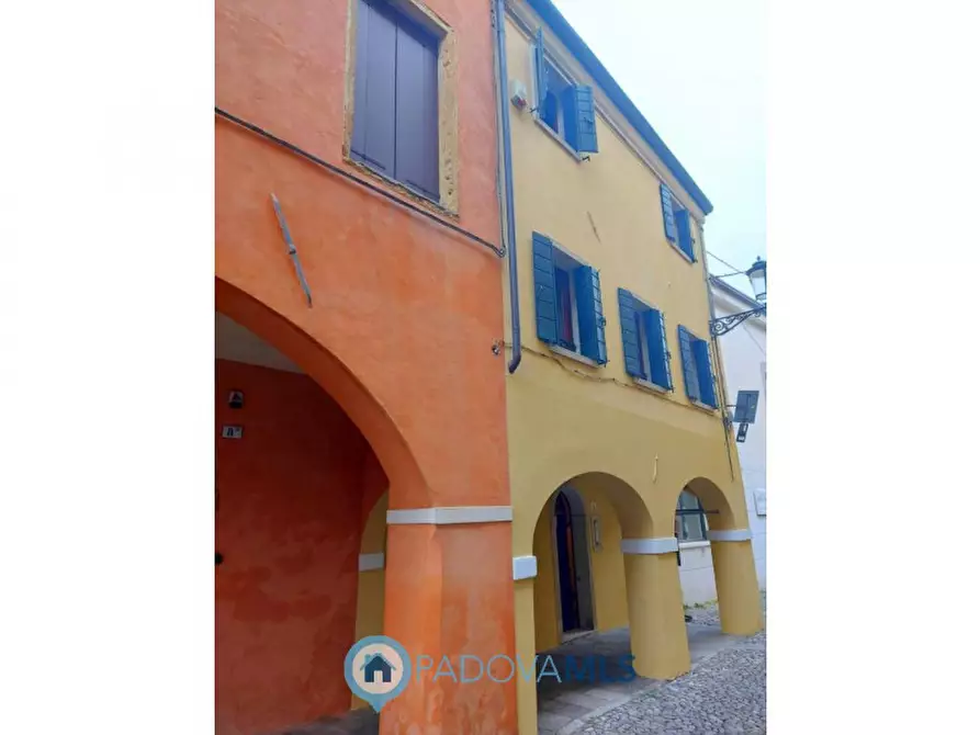 Immagine 3 di Casa indipendente in vendita  in Via dei Savonarola a Padova