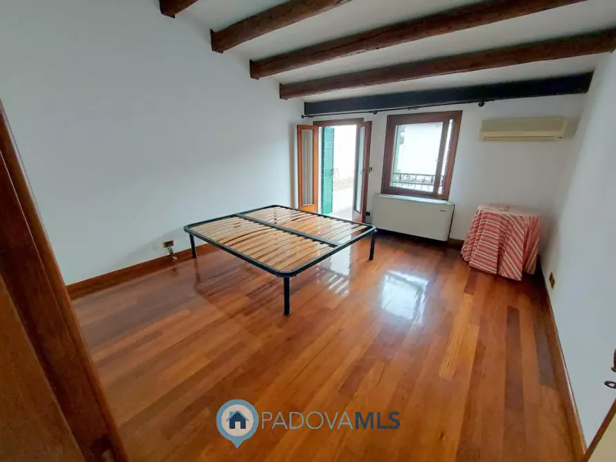 Immagine 18 di Casa indipendente in vendita  in Via dei Savonarola a Padova