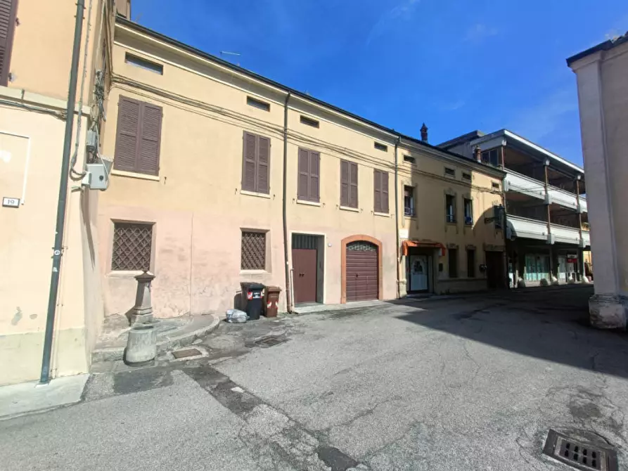 Immagine 37 di Villetta a schiera in vendita  in Piazza Giacomo Matteotti a Brescello