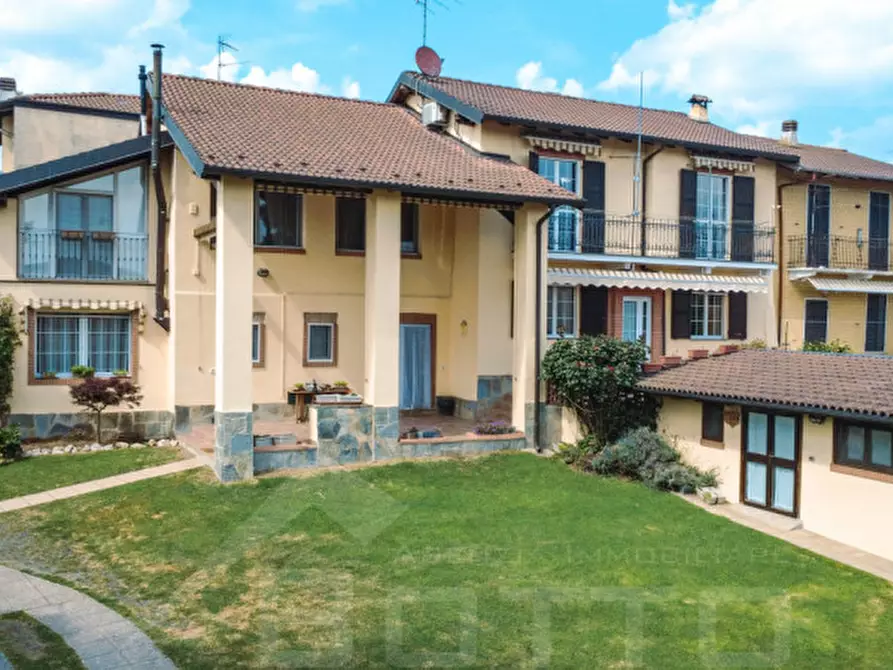 Immagine 35 di Villa in vendita  in Via Achille Grandi 14 A a Nibbiola