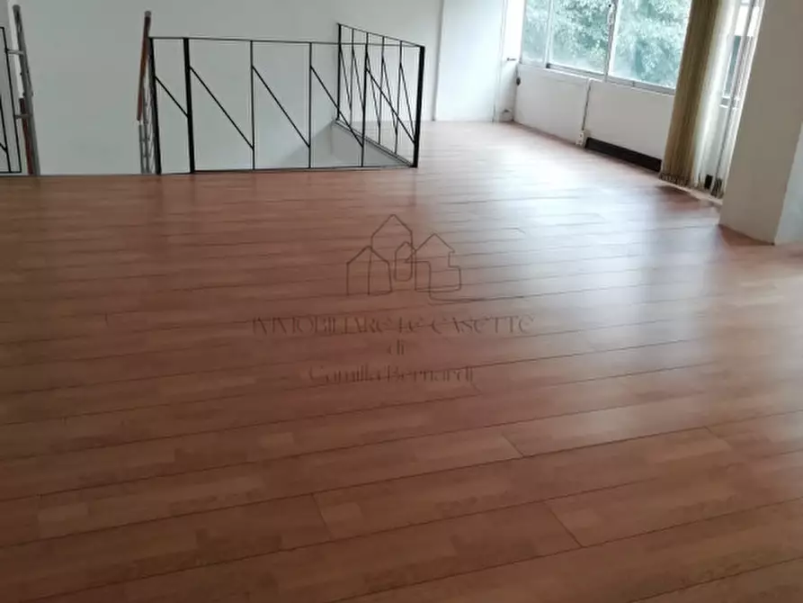 Immagine 4 di Negozio in vendita  in via facciolati a Padova