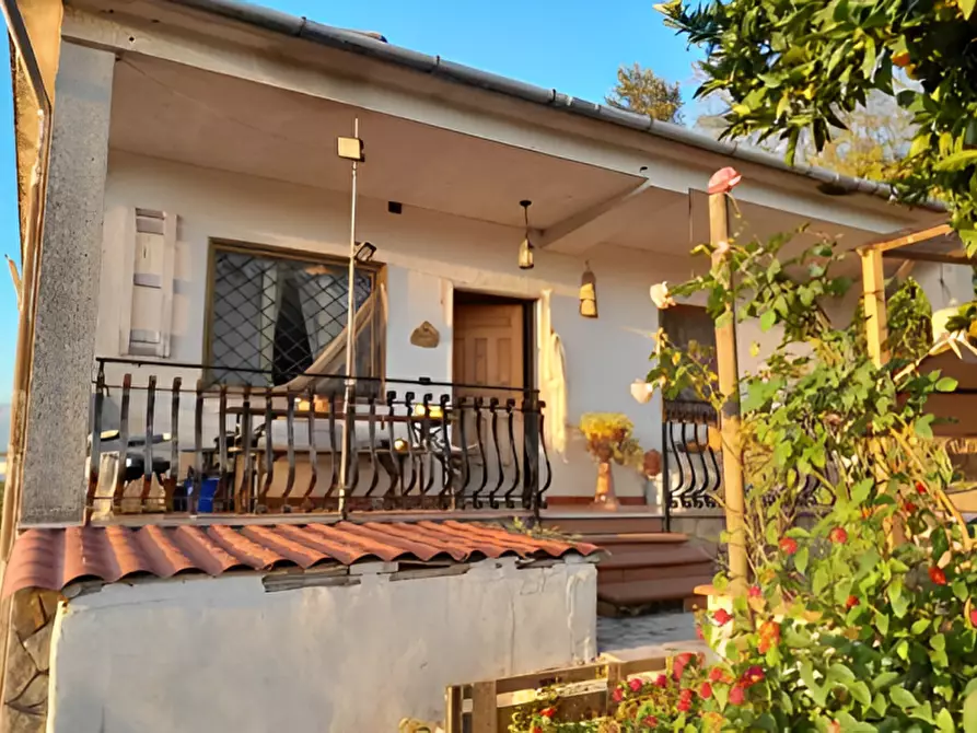 Immagine 15 di Appartamento in vendita  in Via S. Rocco Esterno, 7 a Sant'ambrogio Sul Garigliano