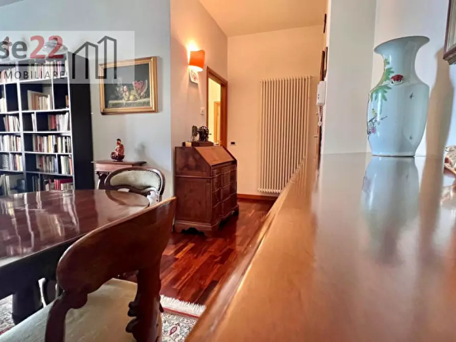 Immagine 3 di Appartamento in vendita  a Vicenza