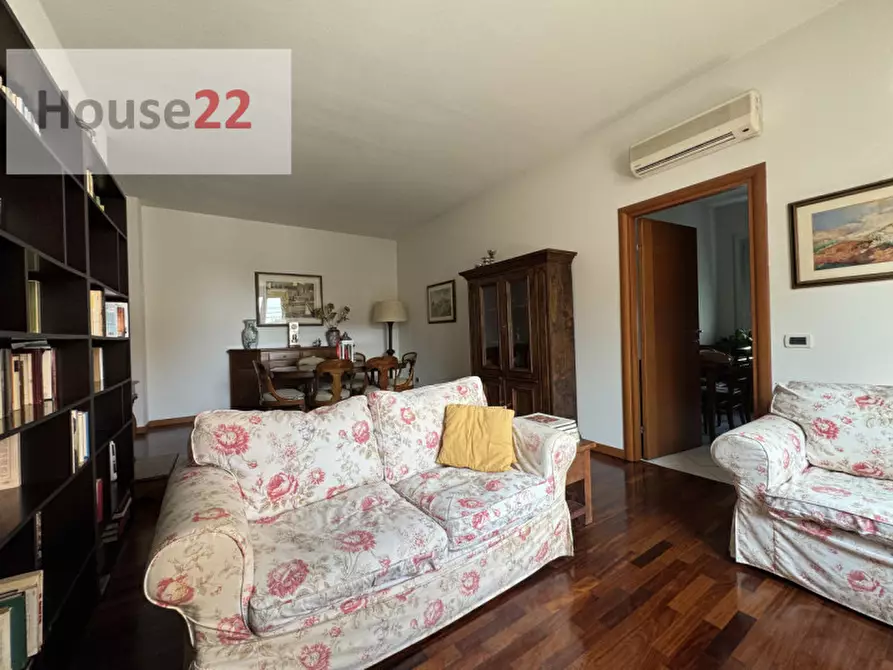 Immagine 6 di Appartamento in vendita  a Vicenza