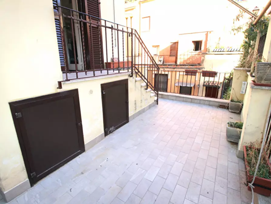 Immagine 14 di Appartamento in affitto  in Via Giordano Bruno a Roma