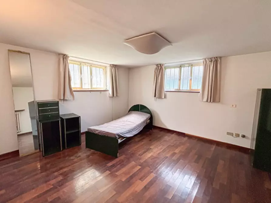 Immagine 32 di Villa in vendita  in vIA eUROPA 23 a Vedano Al Lambro