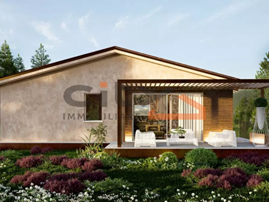 Immagine 3 di Casa indipendente in vendita  in Bassano del Grappa a Bassano Del Grappa