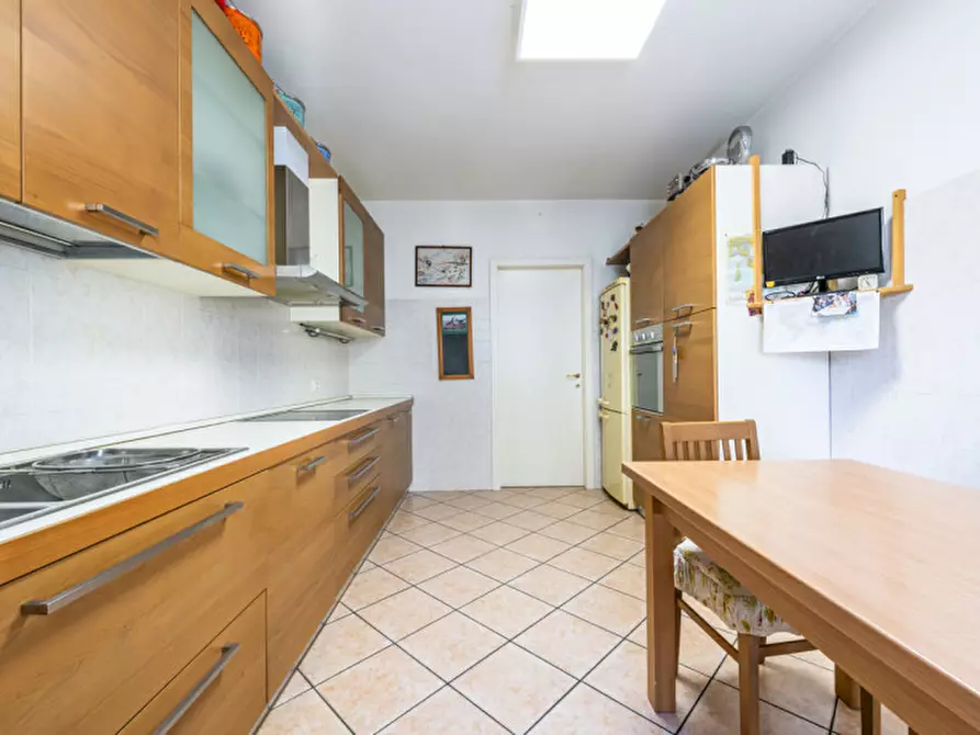 Immagine 4 di Appartamento in vendita  in Via Cremona a Brescia