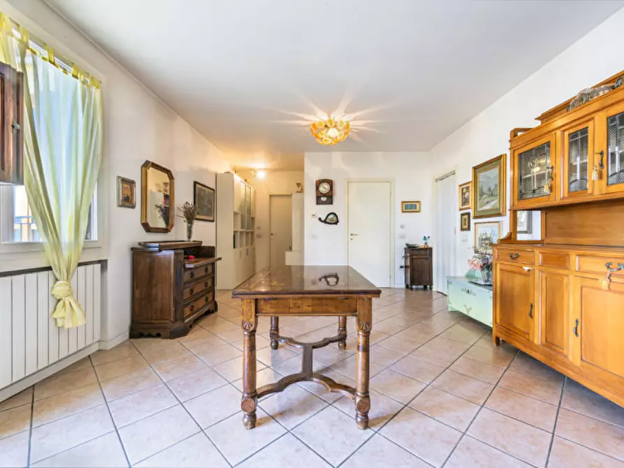 Immagine 7 di Appartamento in vendita  in Via Cremona a Brescia