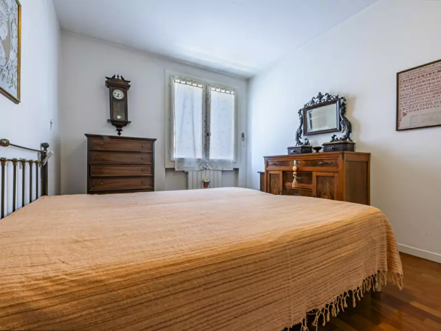 Immagine 11 di Appartamento in vendita  in Via Cremona a Brescia