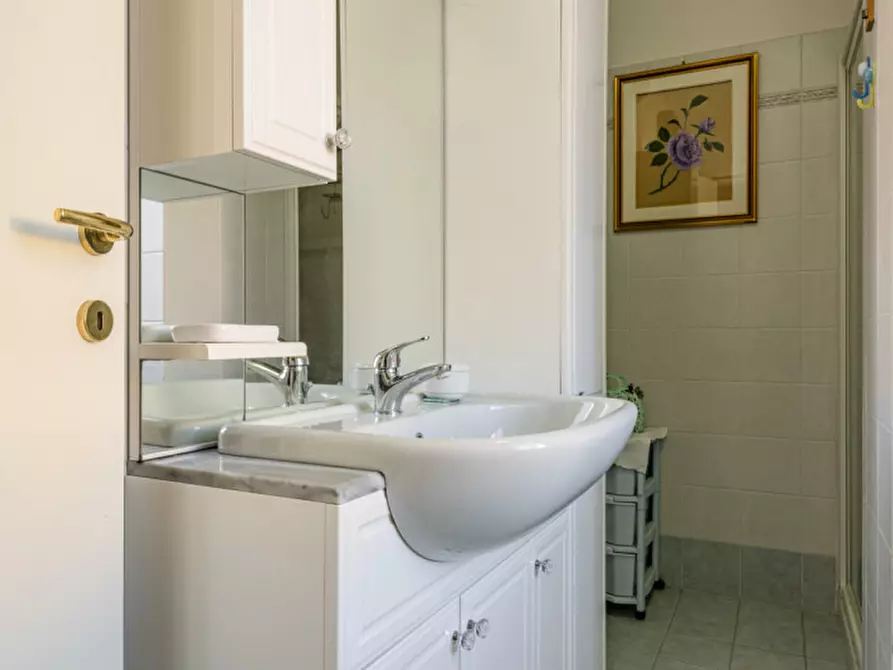 Immagine 17 di Appartamento in vendita  in Via Cremona a Brescia