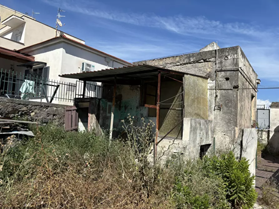 Immagine 2 di Rustico / casale in vendita  in VIA NUOVA TRECASE 54 a Torre Del Greco