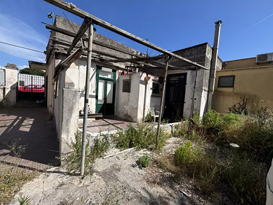 Immagine 3 di Rustico / casale in vendita  in VIA NUOVA TRECASE 54 a Torre Del Greco