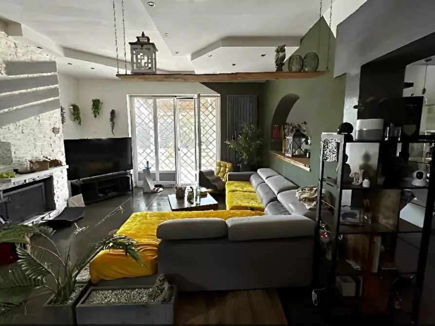 Immagine 5 di Casa bifamiliare in vendita  in Via Predoi 45 a Roma