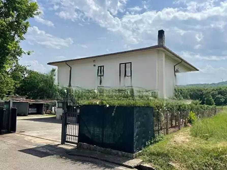 Immagine 3 di Rustico / casale in vendita  in Contrada piana a Morcone