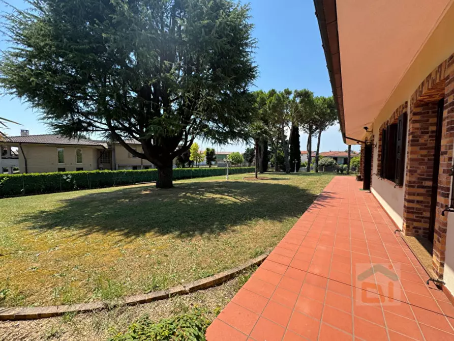Immagine 17 di Villa in vendita  in Via Jacopo Pirona 2 a Castions Di Strada