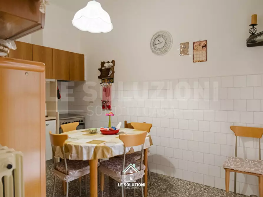 Immagine 7 di Appartamento in vendita  in Via Bir El Gobi 5 a Putignano