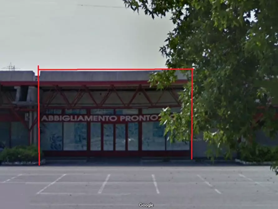 Immagine 2 di Magazzino in vendita  in Corso Stati Uniti Padova a Padova