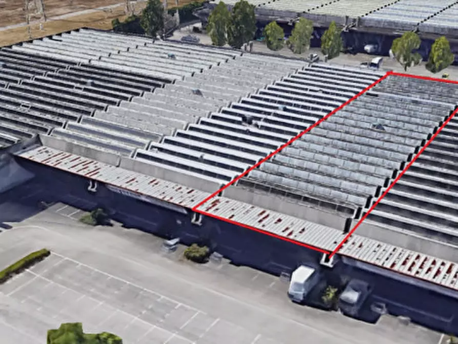 Immagine 3 di Magazzino in vendita  in Corso Stati Uniti Padova a Padova