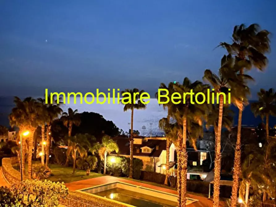 Immagine 19 di Appartamento in vendita  in VIA P. SEMERIA, 340 a San Remo