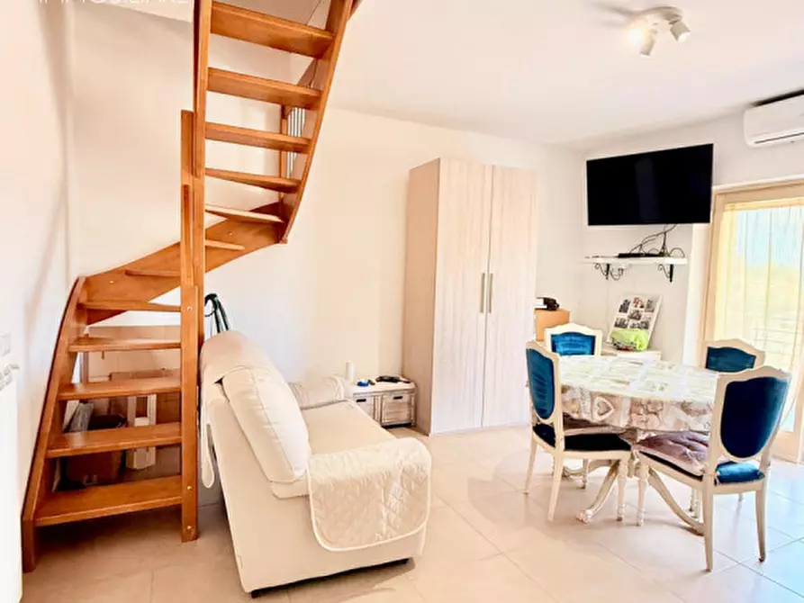 Immagine 8 di Appartamento in vendita  in via dei salici a Rocca Di Papa