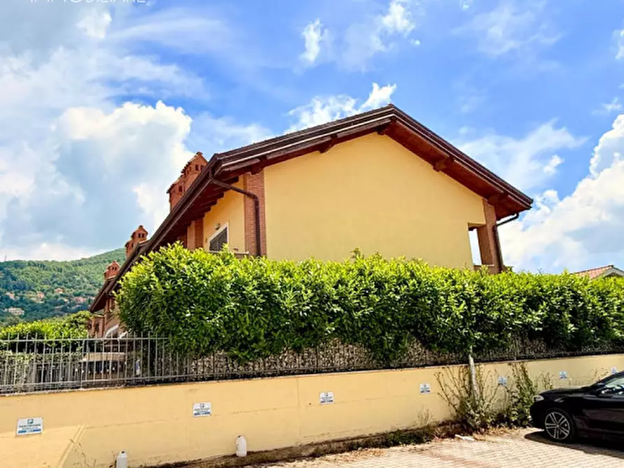 Immagine 25 di Appartamento in vendita  in via dei salici a Rocca Di Papa