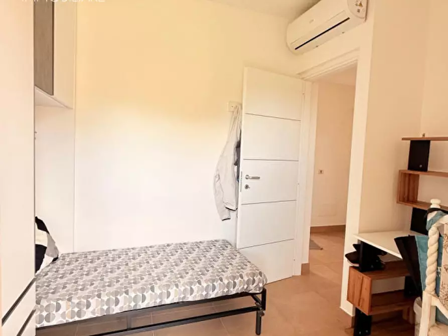 Immagine 27 di Appartamento in vendita  in via dei salici a Rocca Di Papa