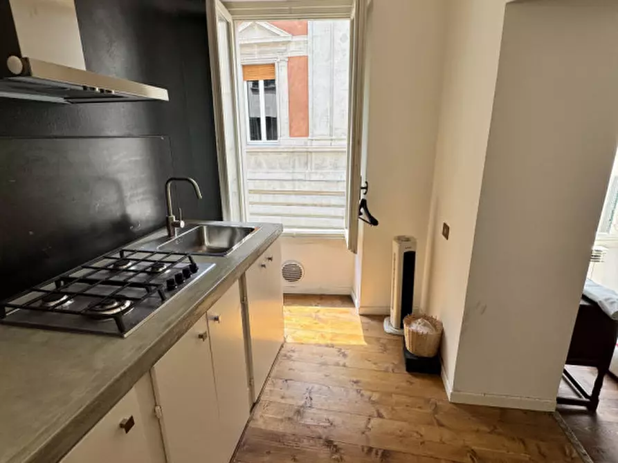 Immagine 3 di Appartamento in vendita  in via Moretto a Brescia