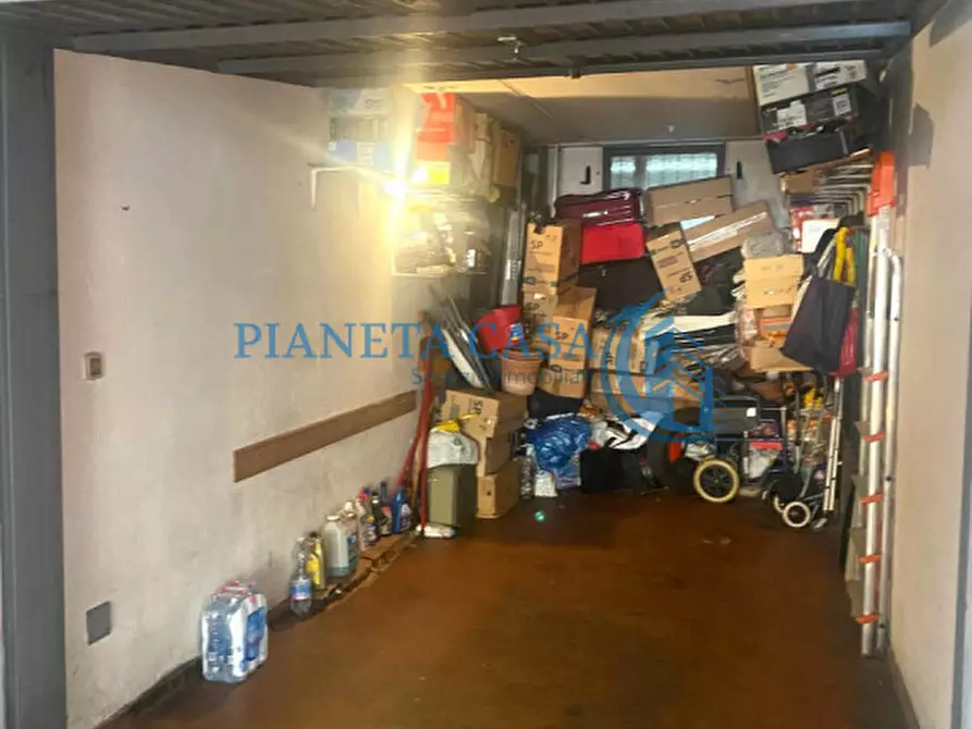 Immagine 2 di Garage in vendita  in Gallarate 114 Milano a Milano