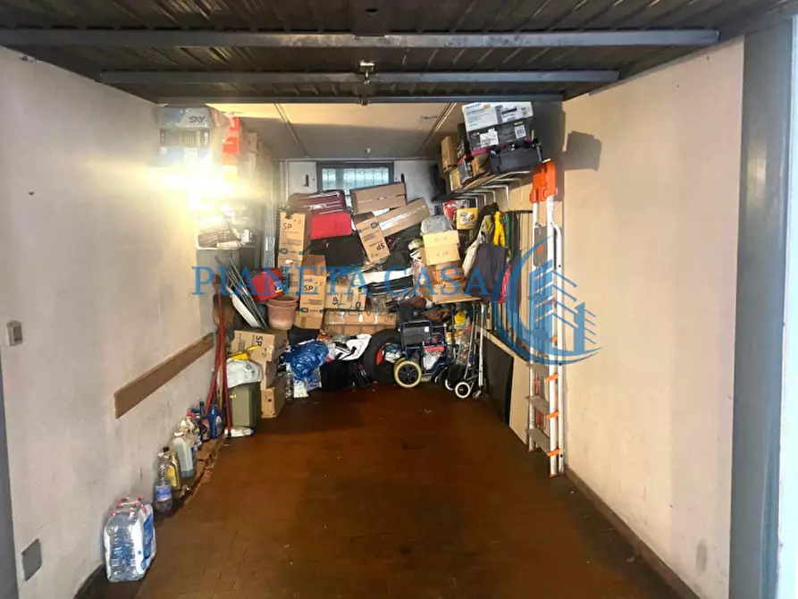 Immagine 3 di Garage in vendita  in Gallarate 114 Milano a Milano