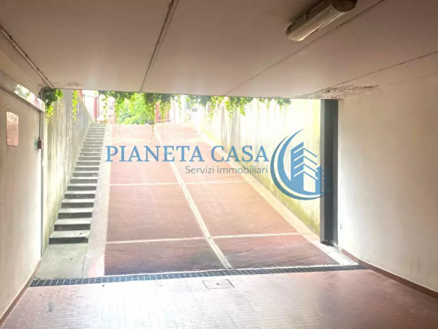 Immagine 5 di Garage in vendita  in Gallarate 114 Milano a Milano