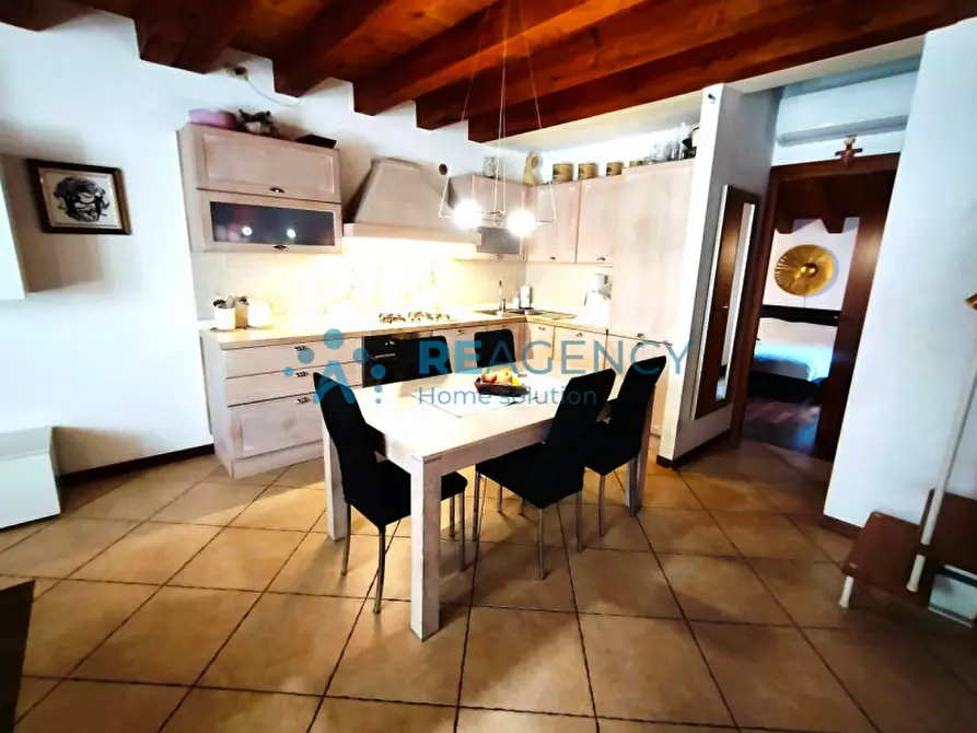 Immagine 3 di Appartamento in vendita  in via gaetano maccà, 2 a Vicenza