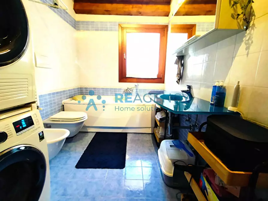 Immagine 10 di Appartamento in vendita  in via gaetano maccà, 2 a Vicenza