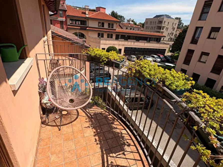 Immagine 12 di Appartamento in vendita  in via gaetano maccà, 2 a Vicenza