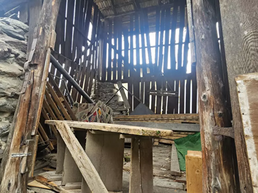 Immagine 3 di Rustico / casale in vendita  in Via Ergisto Bezzi, n.11 a Dimaro Folgarida