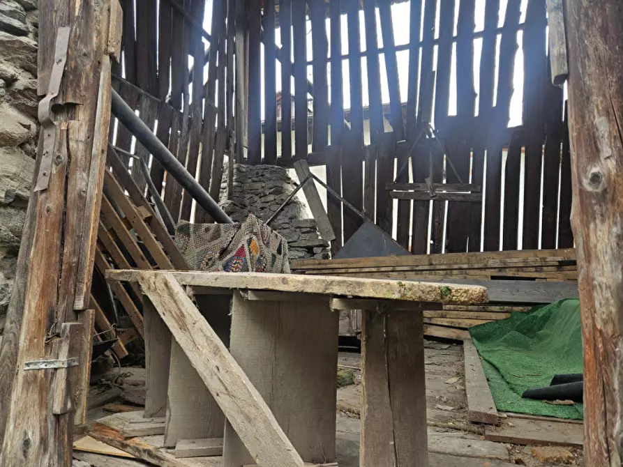 Immagine 4 di Rustico / casale in vendita  in Via Ergisto Bezzi, n.11 a Dimaro Folgarida